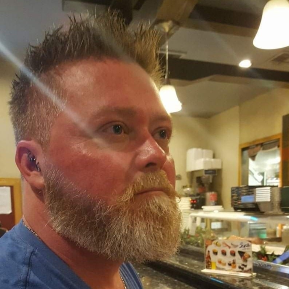 Meet your Posher, Clark